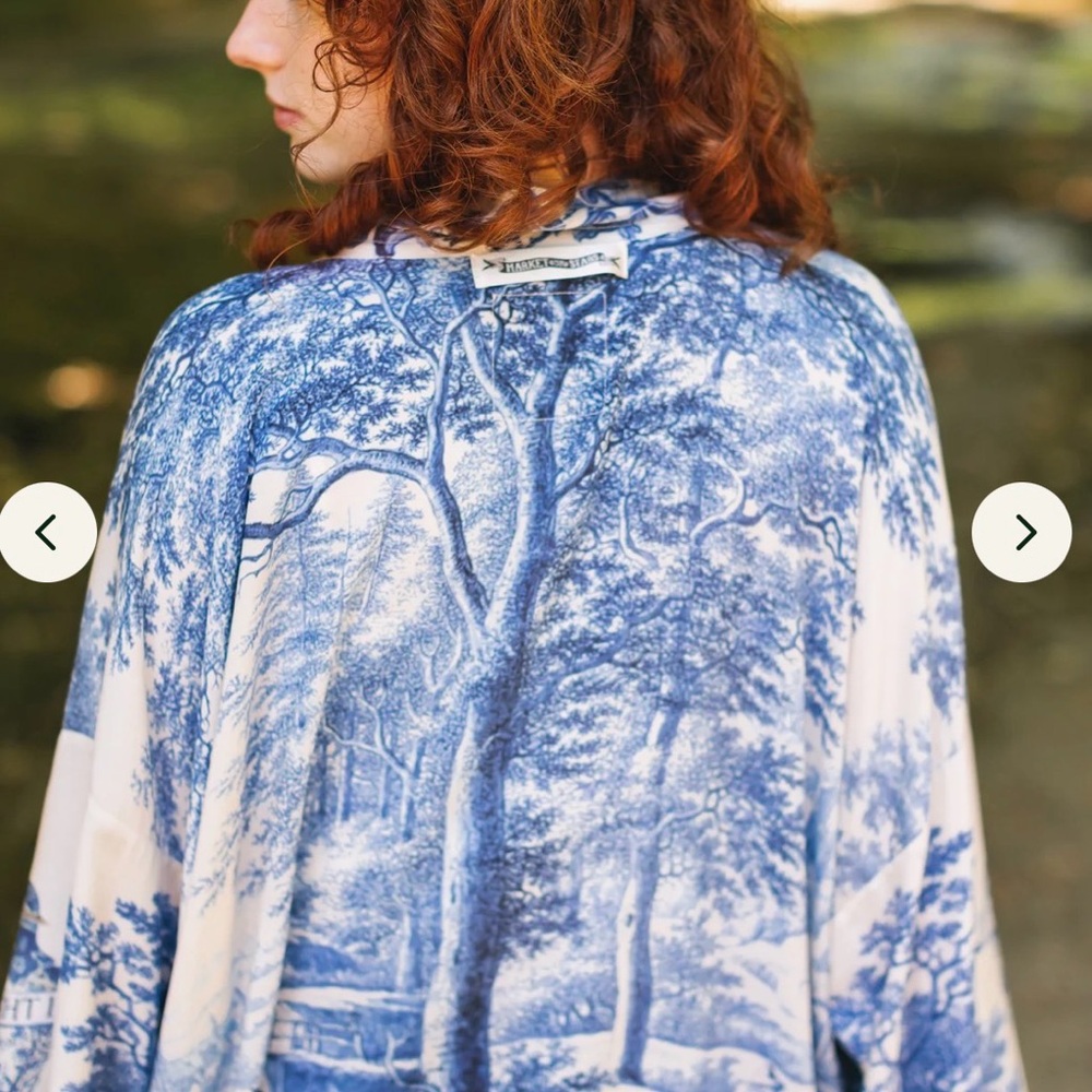 Market of Stars Pixie Duster Blue & White Scenic Print Lightweight Kimono Jacket - Picture 3 of 4